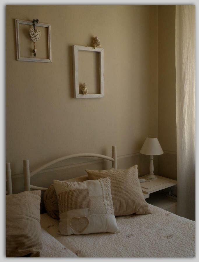 Bed and Breakfast Cascina Luvot Melazzo Exteriér fotografie